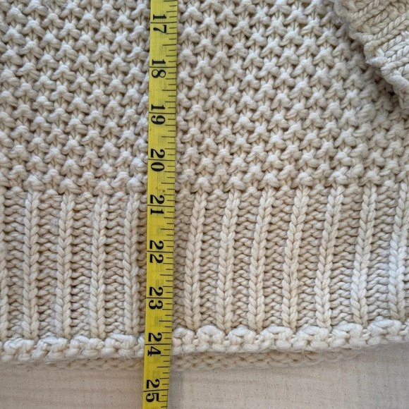 isalis Cozy Cream Knit Turtleneck Sweater - Picture 10 of 10